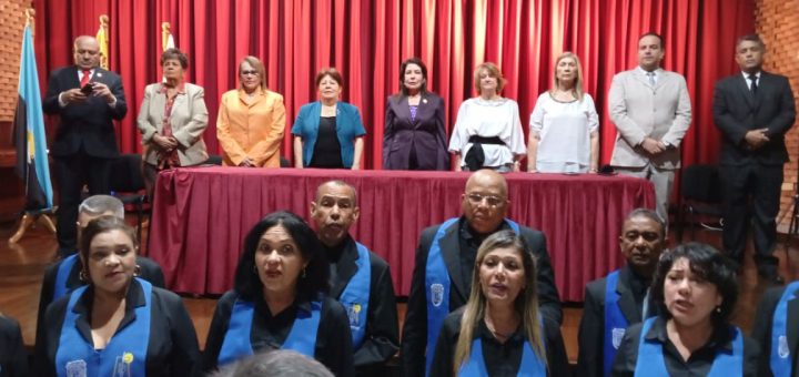 La Escuela de Trabajo Social de LUZ celebra sus 50 años reafirmando su compromiso con los derechos humanos