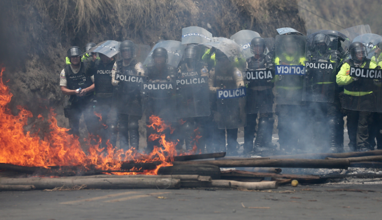 Universidades de Ecuador piden diálogo para frenar la violencia social durante el paro nacional