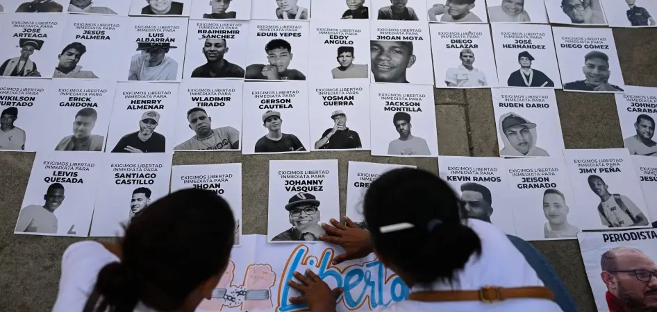 Nuevo informe de Aula Abierta revela detenciones arbitrarias y hostigamientos contra universitarios venezolanos durante 2025