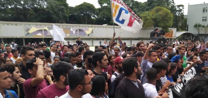 Aula Abierta rechaza represión contra estudiantes de la UCV que exigían justicia para la familia Quero Navas