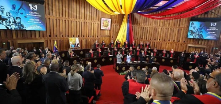 Venezuela: Aula Abierta destaca la importancia de evaluar la formación universitaria de aspirantes al TSJ